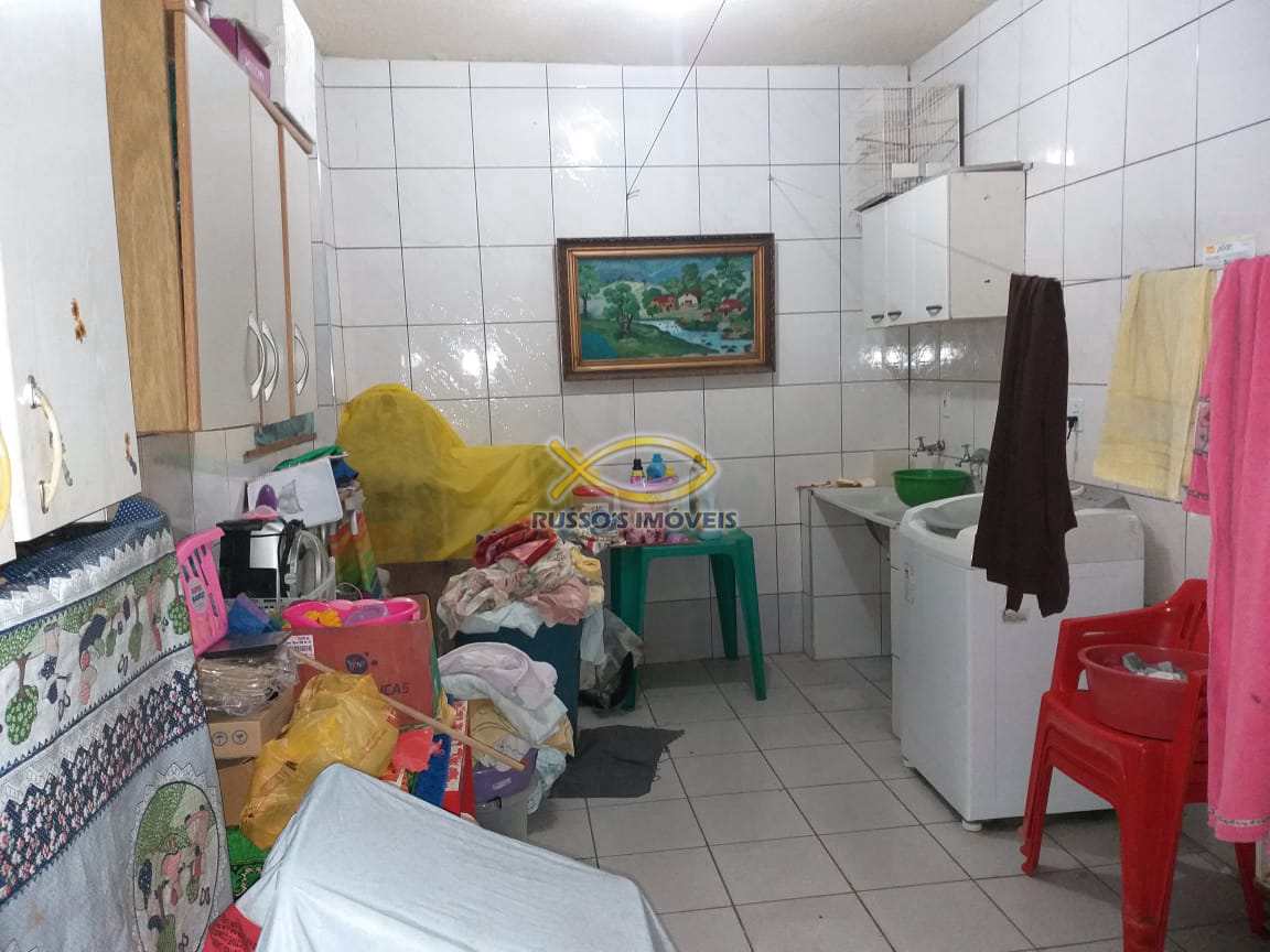 Casa à venda com 3 quartos, 200m² - Foto 6