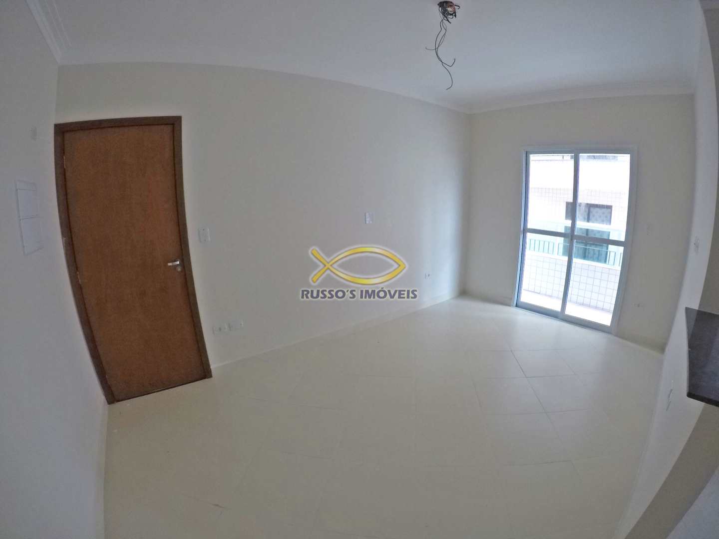 Apartamento à venda com 2 quartos, 75m² - Foto 3