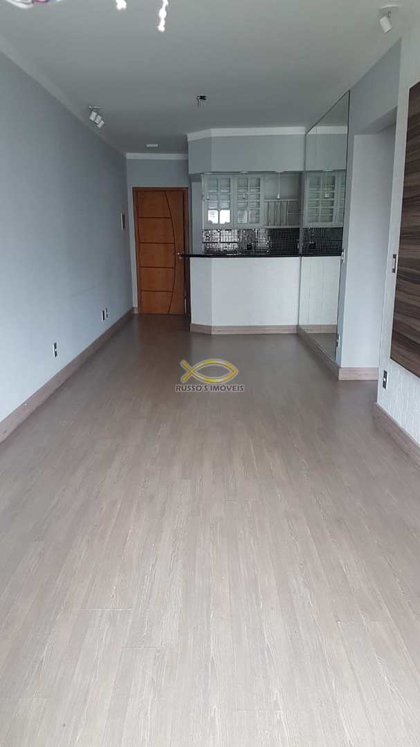 Apartamento à venda com 2 quartos, 78m² - Foto 3