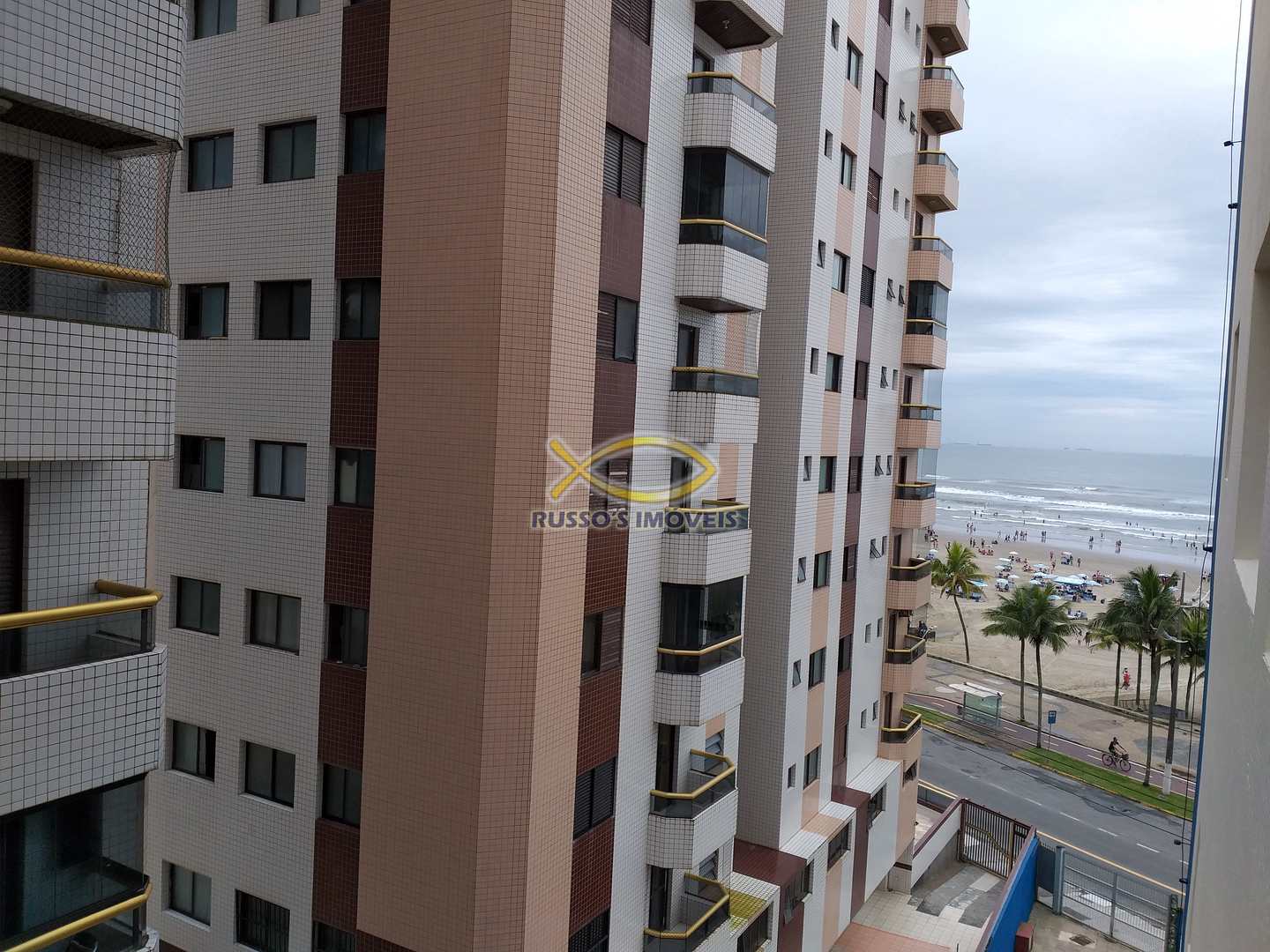 Apartamento à venda com 1 quarto, 42m² - Foto 2