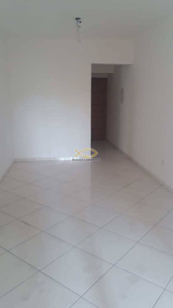 Apartamento à venda com 2 quartos, 75m² - Foto 13