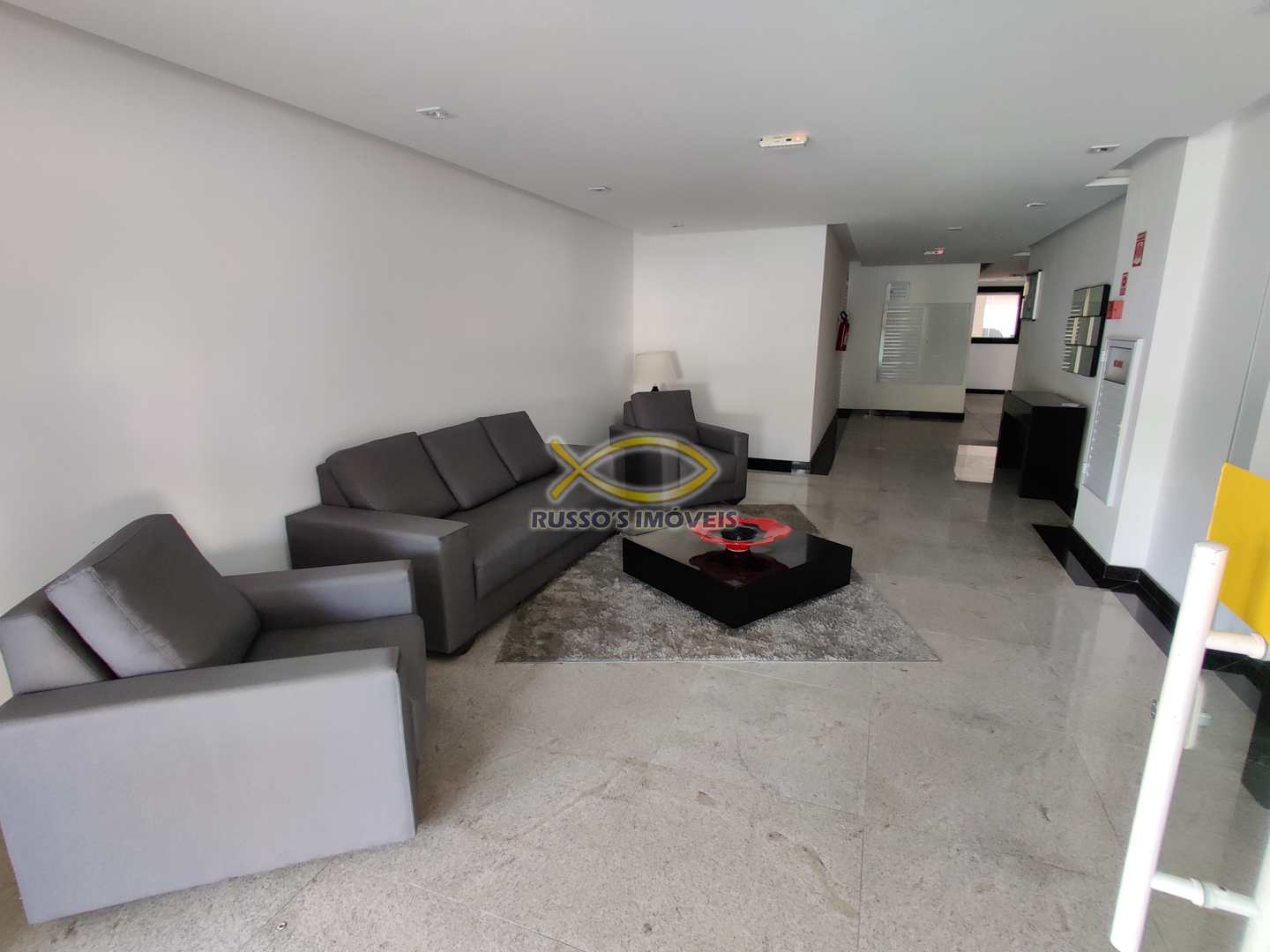 Apartamento à venda com 2 quartos, 87m² - Foto 2