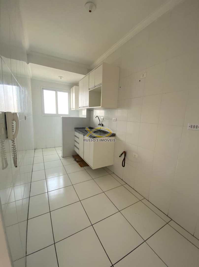 Apartamento à venda com 2 quartos, 60m² - Foto 4