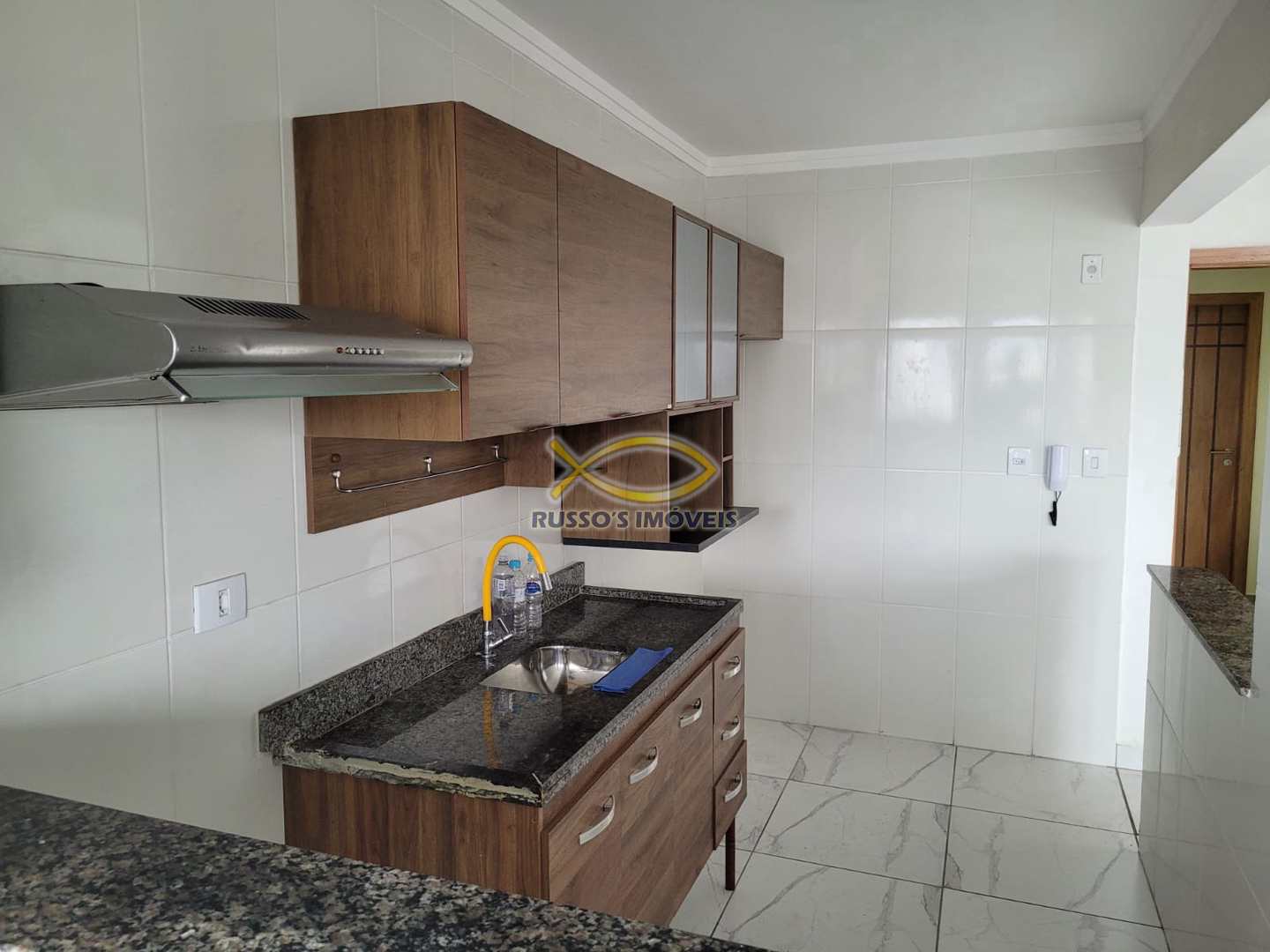 Apartamento à venda com 2 quartos, 81m² - Foto 4