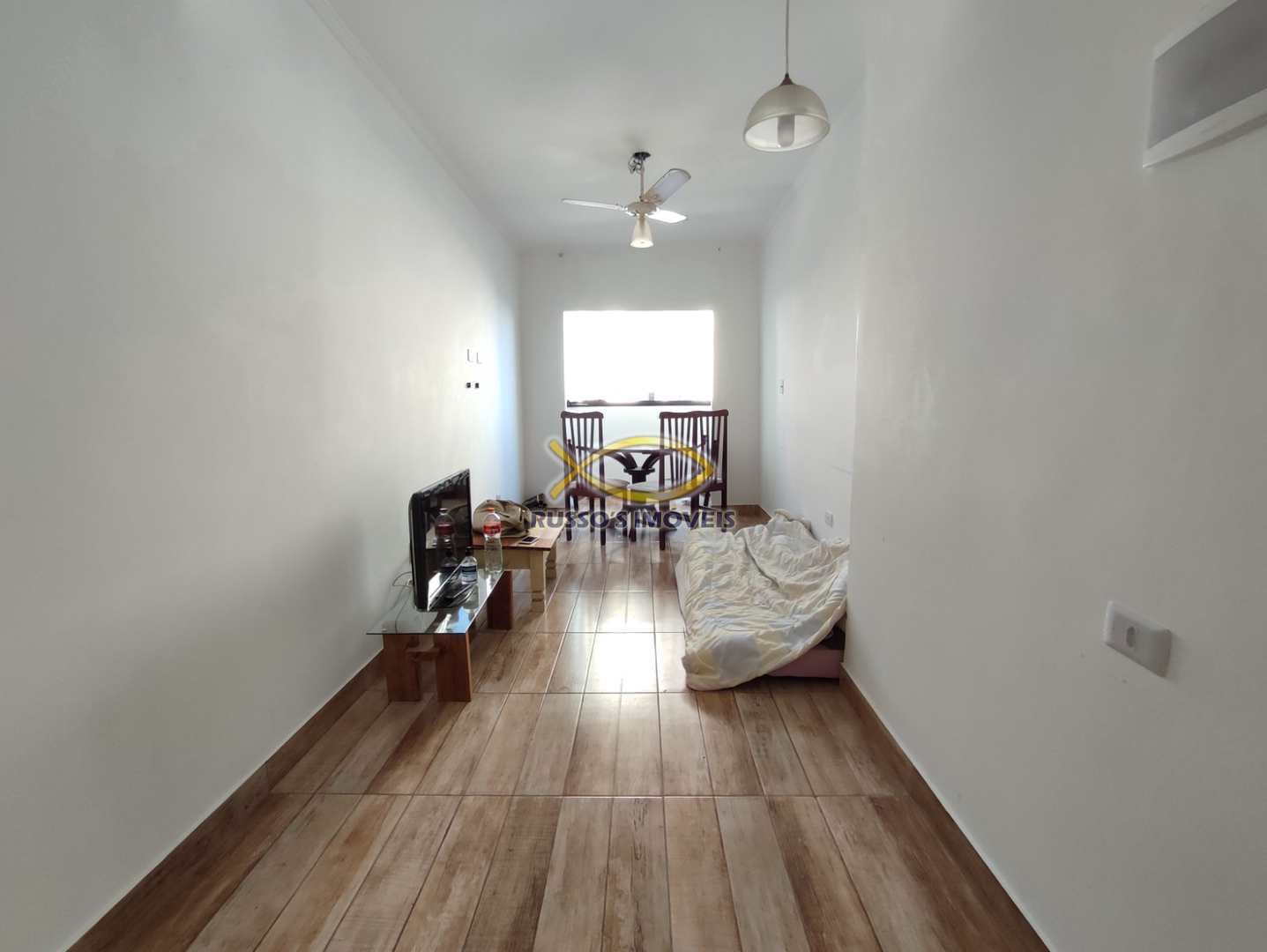 Apartamento à venda com 1 quarto, 52m² - Foto 2