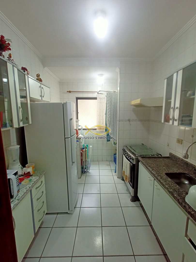 Apartamento à venda com 1 quarto, 50m² - Foto 5