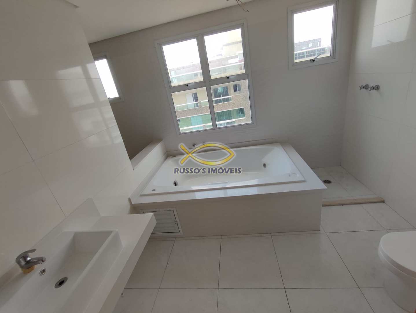 Apartamento à venda com 4 quartos, 250m² - Foto 33