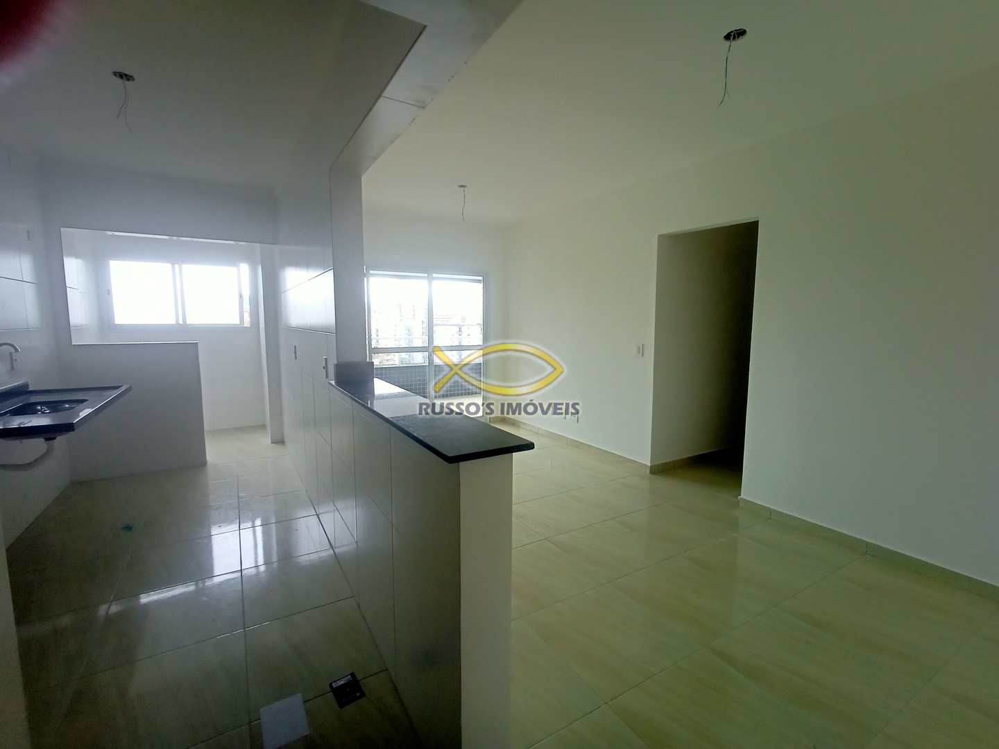 Apartamento à venda com 2 quartos, 62m² - Foto 4