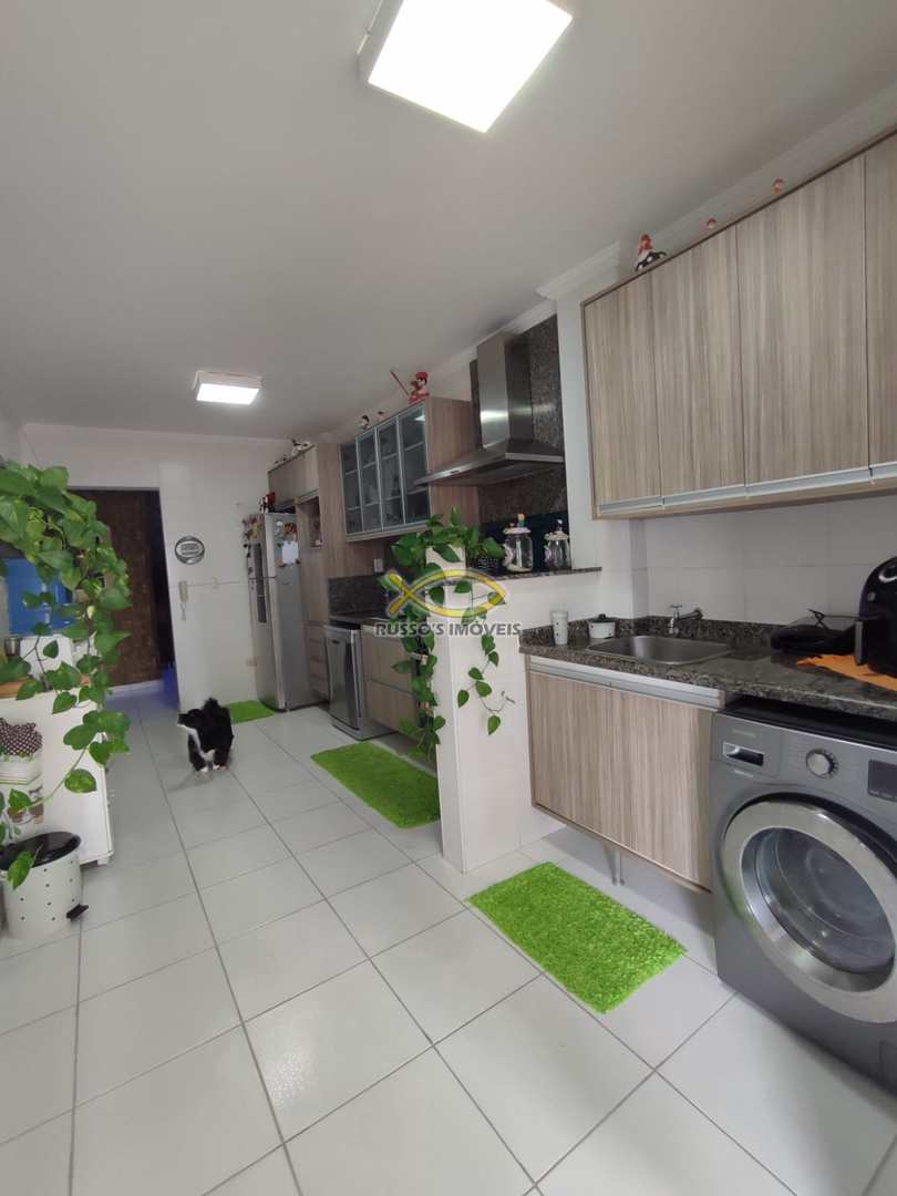 Apartamento à venda com 3 quartos, 136m² - Foto 6