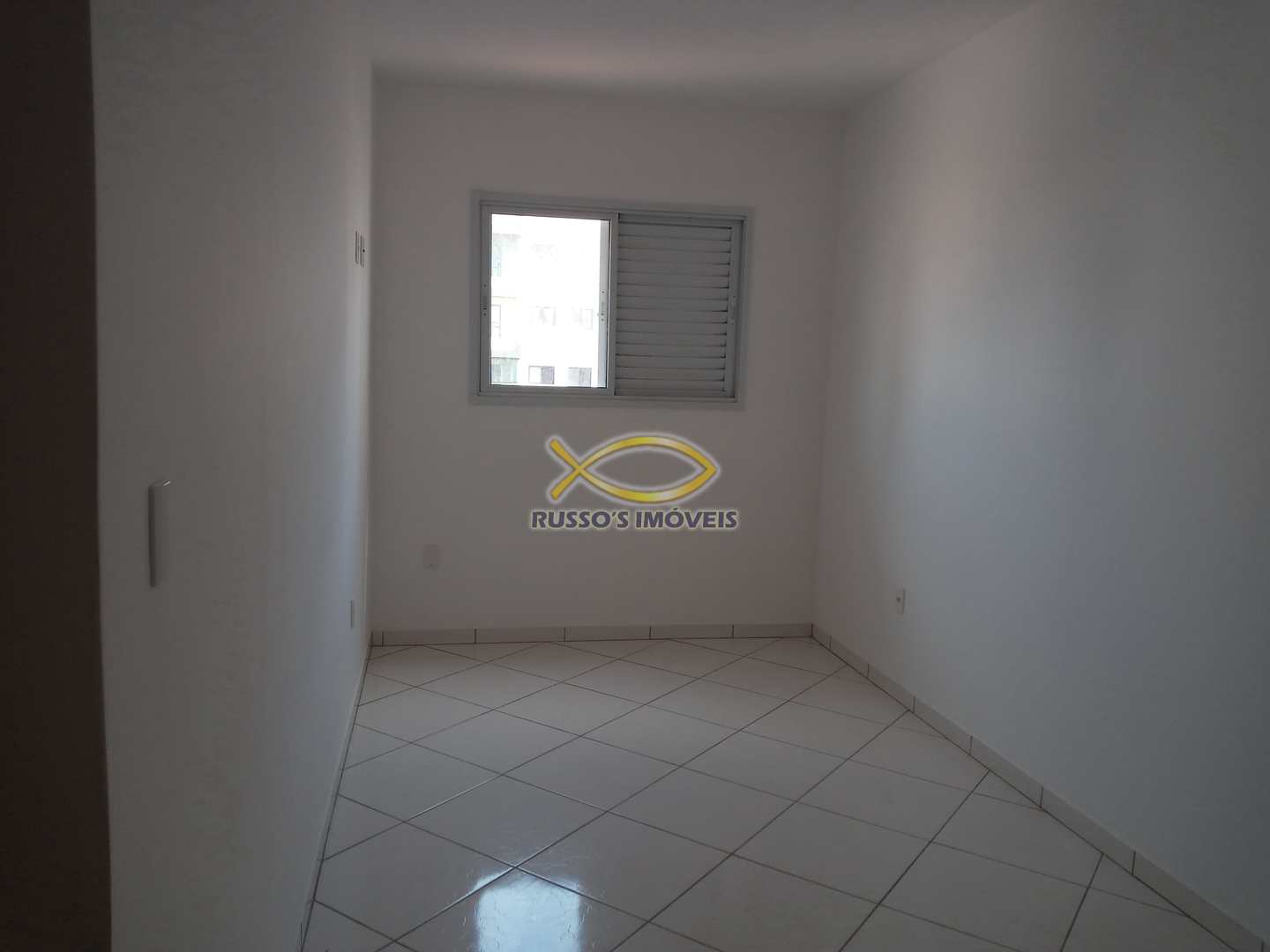 Apartamento à venda com 2 quartos, 70m² - Foto 12