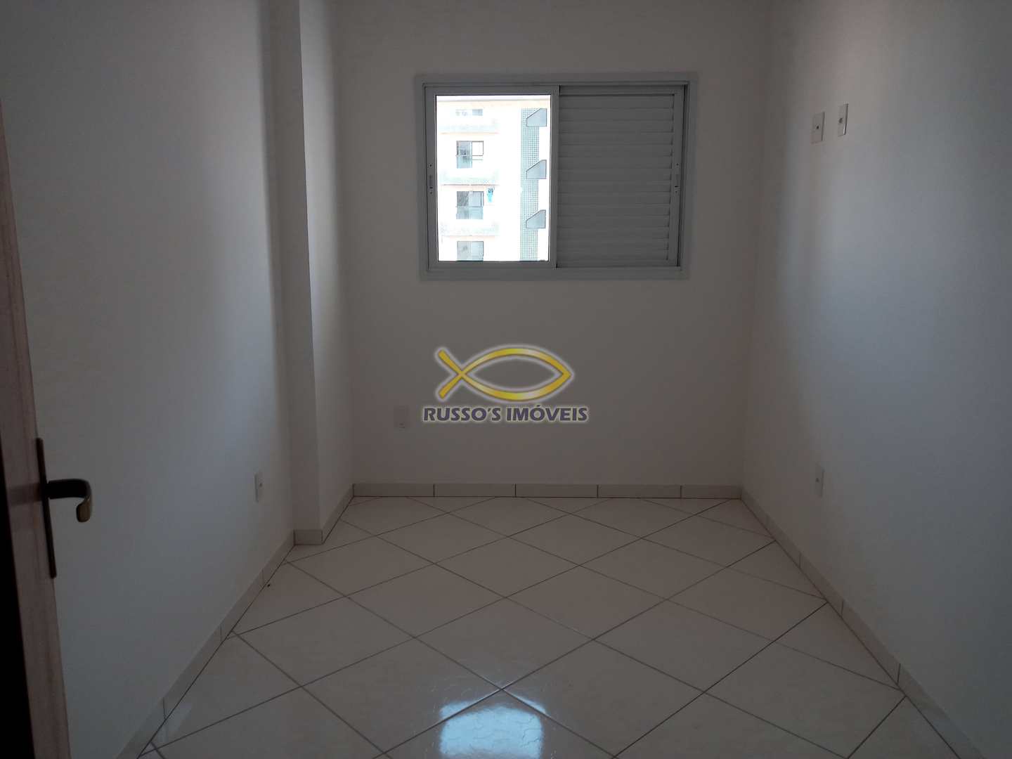 Apartamento à venda com 2 quartos, 70m² - Foto 10