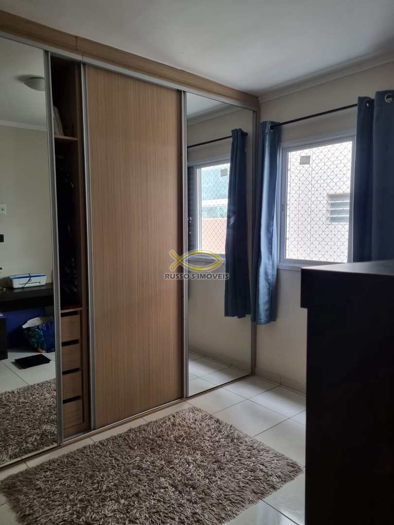 Apartamento à venda com 2 quartos, 75m² - Foto 13