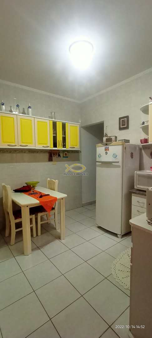 Casa à venda com 2 quartos, 75m² - Foto 3