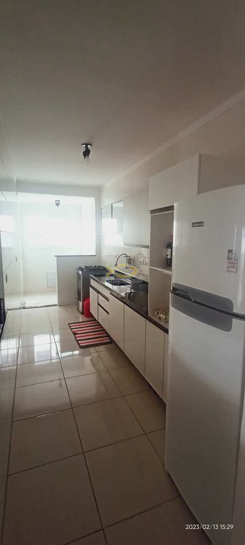 Apartamento à venda com 2 quartos, 82m² - Foto 2