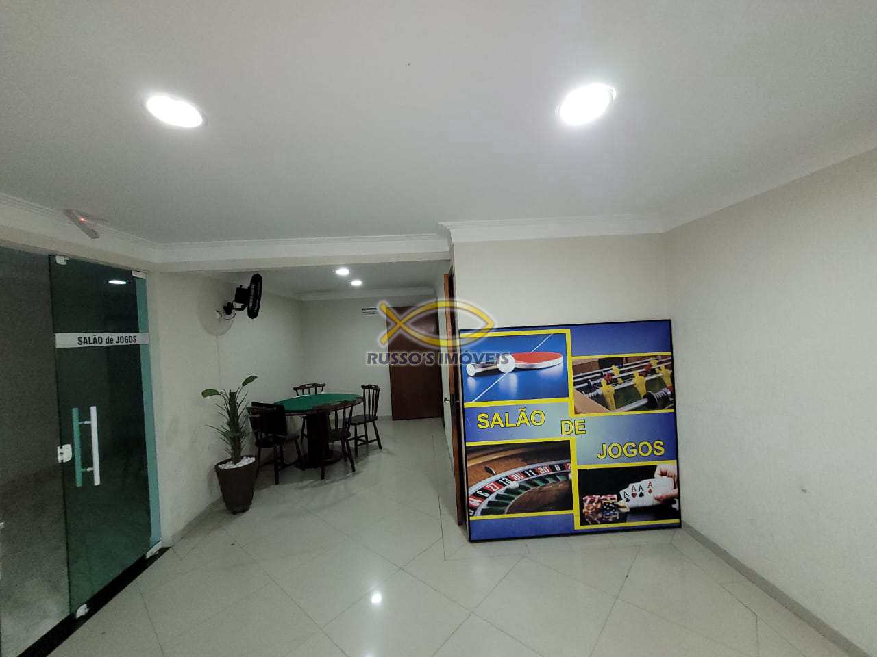 Apartamento à venda com 2 quartos, 60m² - Foto 20