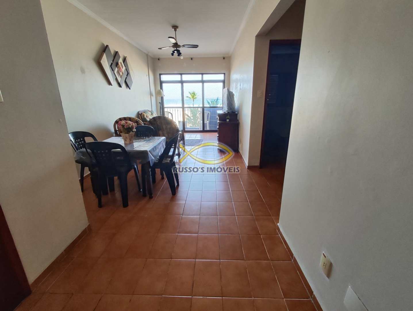 Apartamento à venda com 2 quartos, 85m² - Foto 3