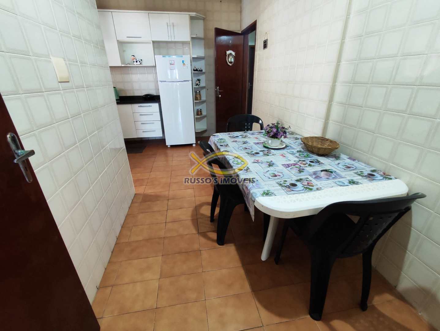 Apartamento à venda com 2 quartos, 85m² - Foto 18