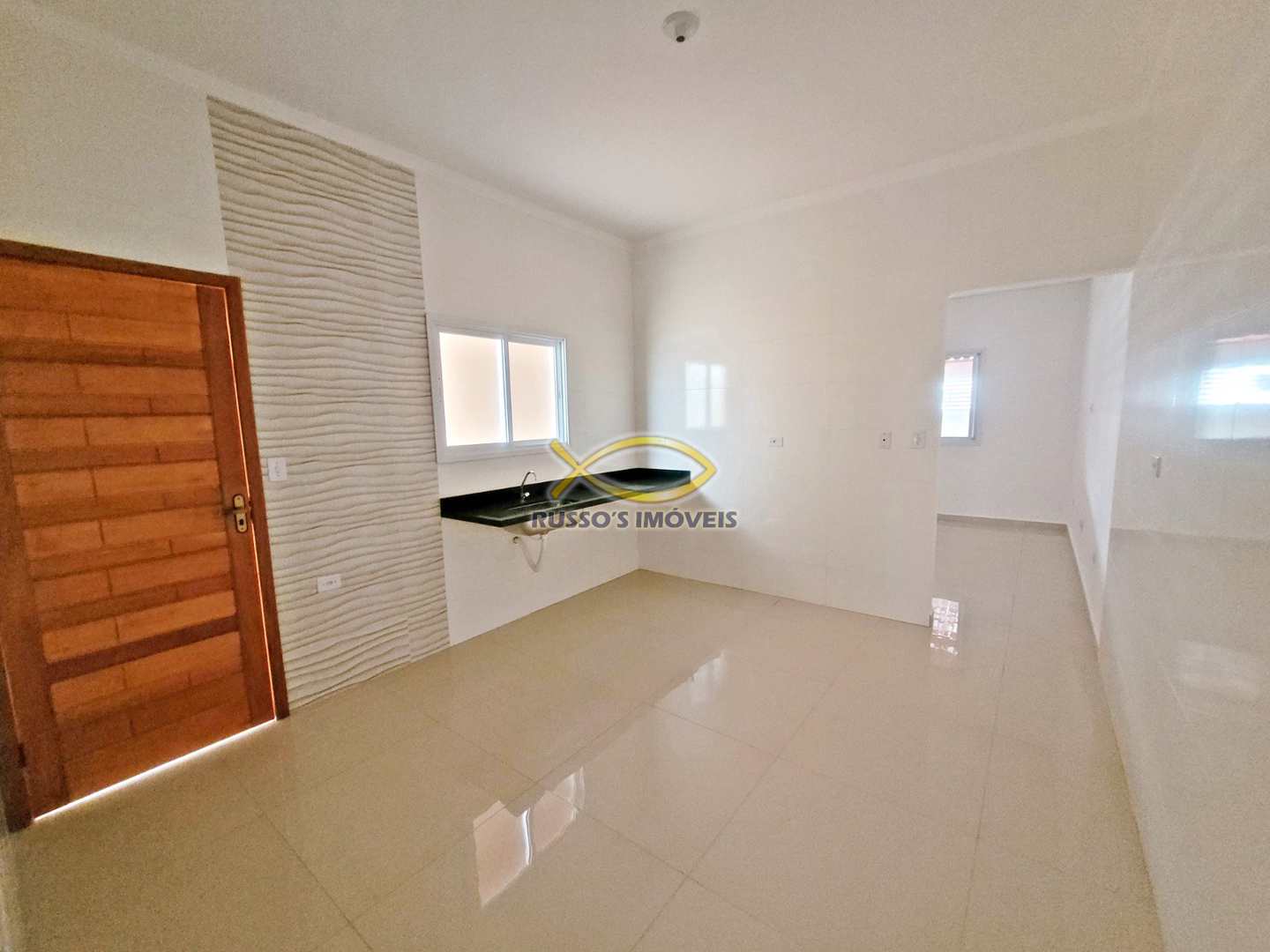 Casa à venda com 2 quartos, 80m² - Foto 4