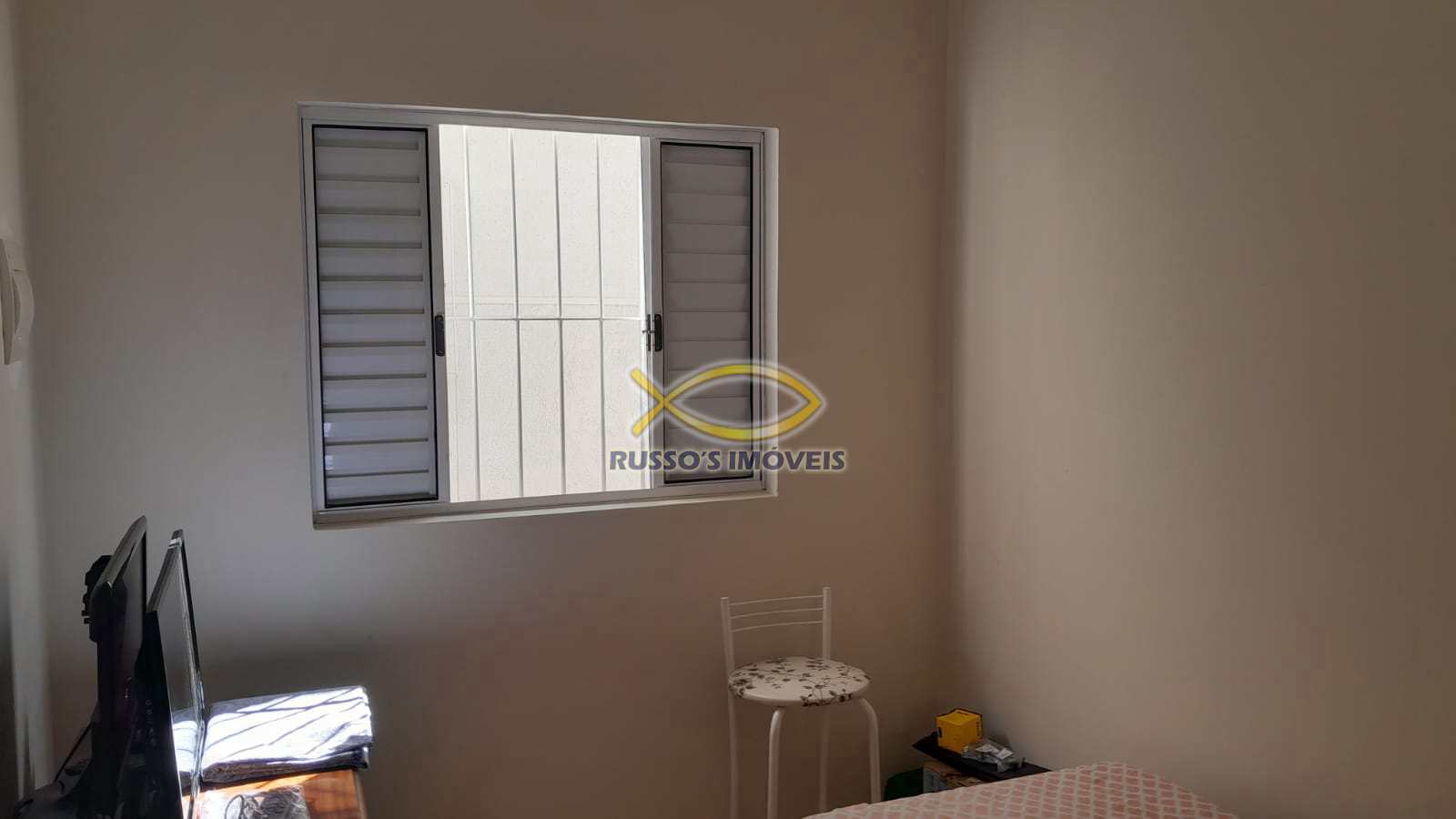 Casa à venda com 2 quartos, 54m² - Foto 13