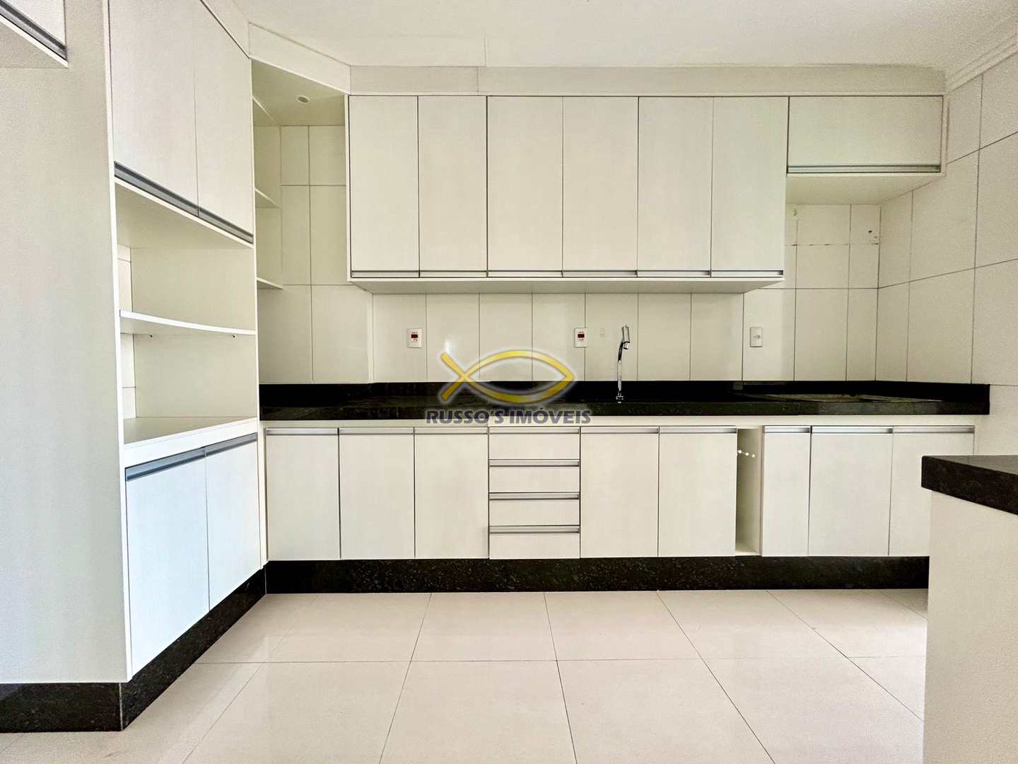 Apartamento à venda com 2 quartos, 94m² - Foto 9