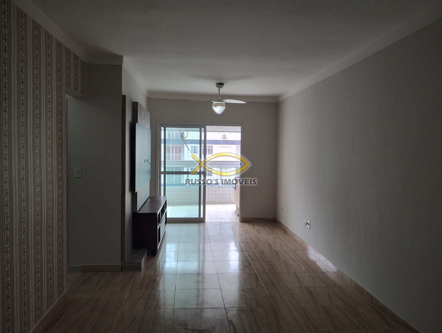 Apartamento à venda com 2 quartos, 87m² - Foto 2