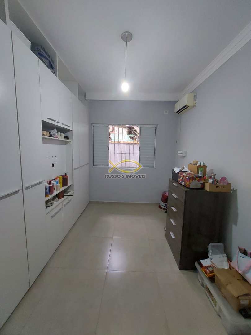 Casa à venda com 2 quartos, 72m² - Foto 12