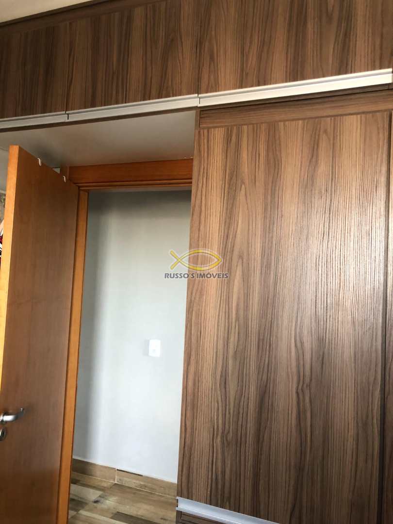 Apartamento à venda com 2 quartos, 65m² - Foto 25