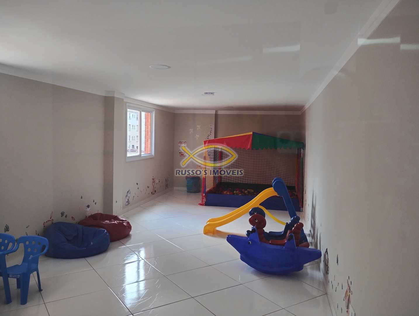 Apartamento para alugar com 2 quartos, 70m² - Foto 13