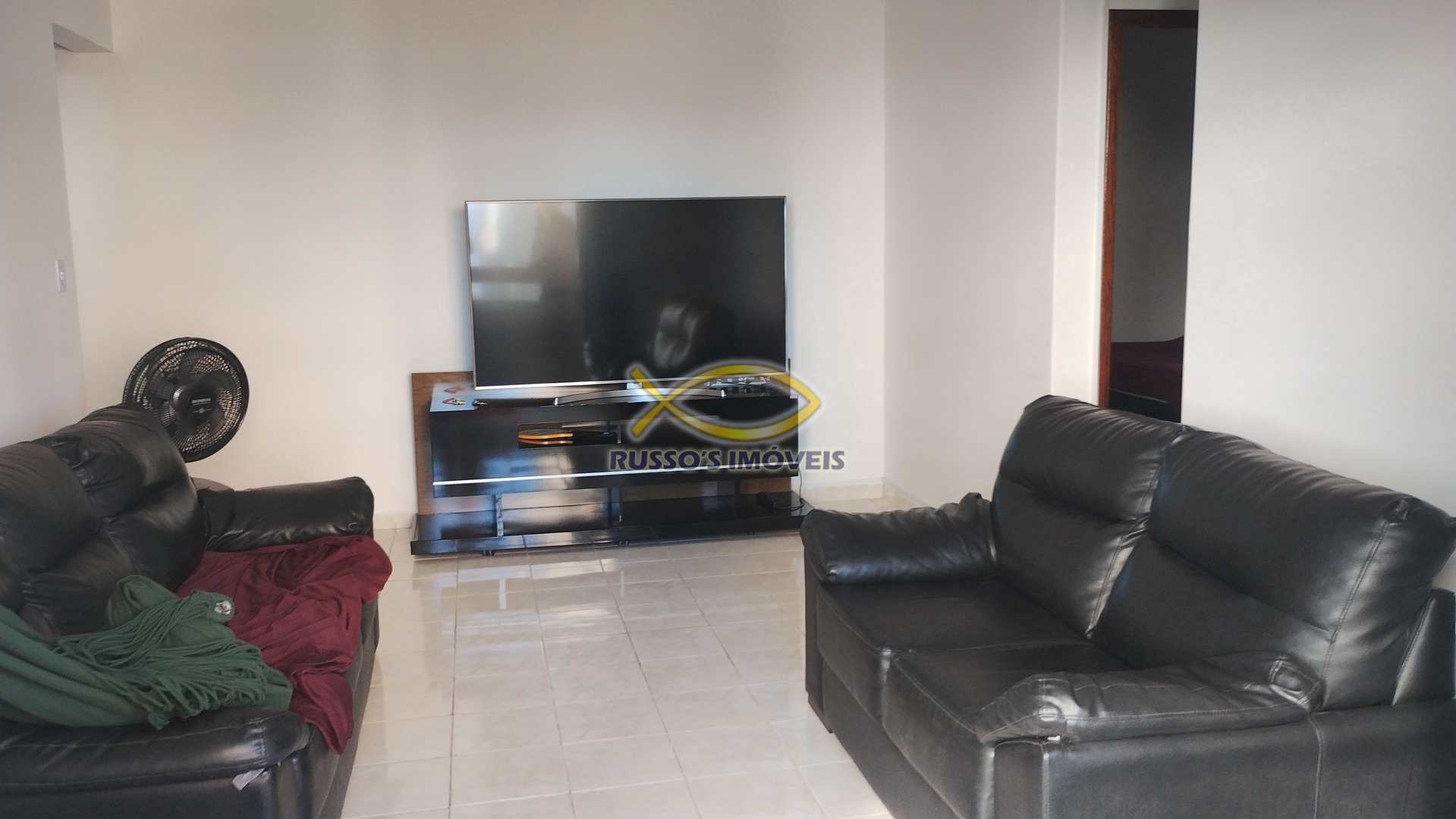 Apartamento à venda com 2 quartos, 97m² - Foto 2