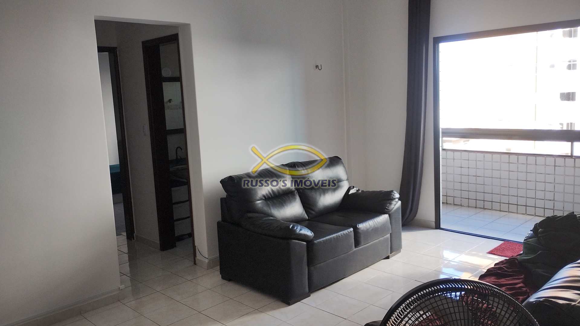 Apartamento à venda com 2 quartos, 97m² - Foto 3