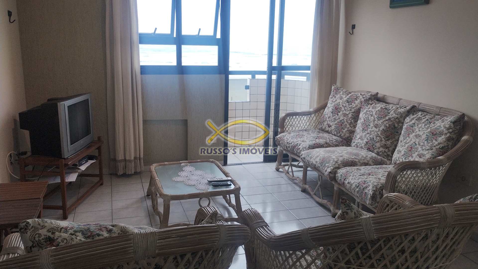 Apartamento à venda com 2 quartos, 71m² - Foto 2