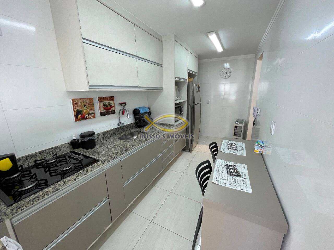 Apartamento à venda com 2 quartos, 86m² - Foto 12