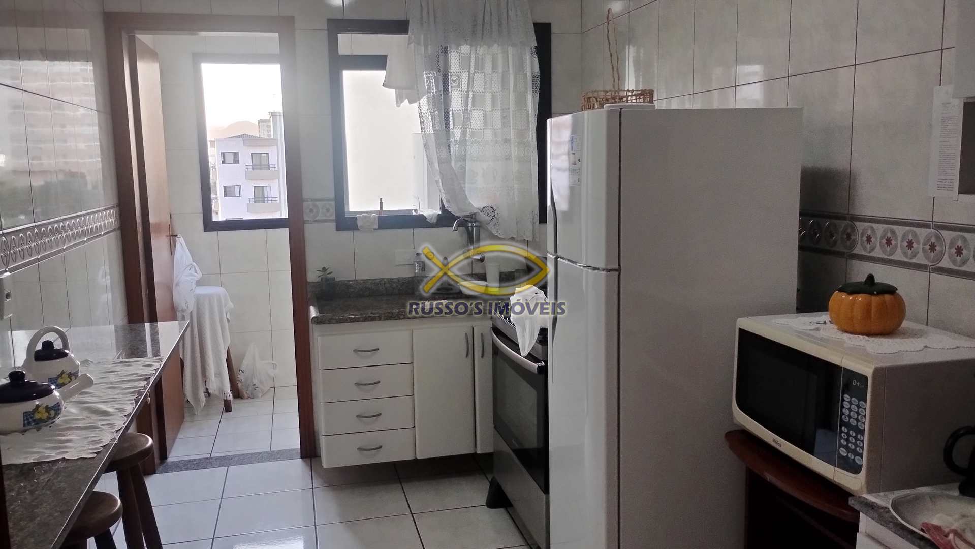 Apartamento à venda com 1 quarto, 64m² - Foto 11