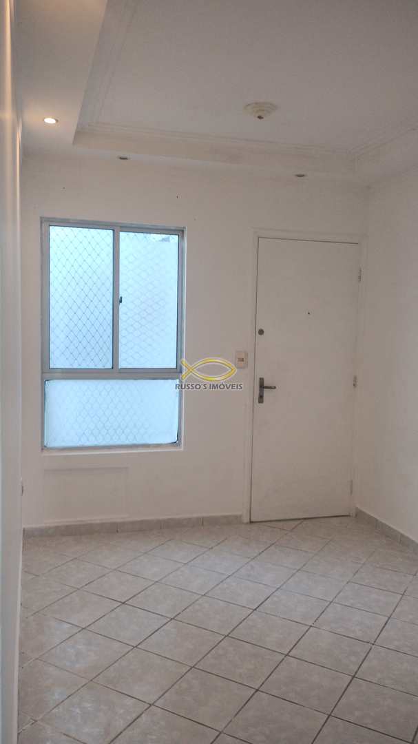 Apartamento à venda com 2 quartos, 64m² - Foto 3