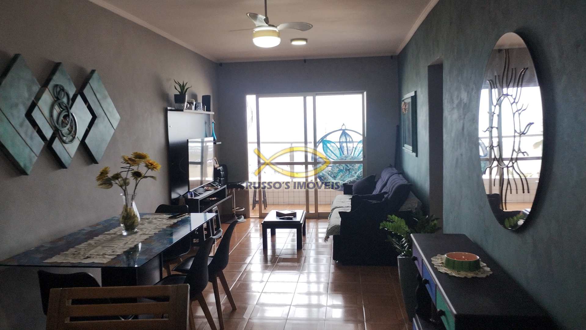 Apartamento à venda com 2 quartos, 75m² - Foto 2