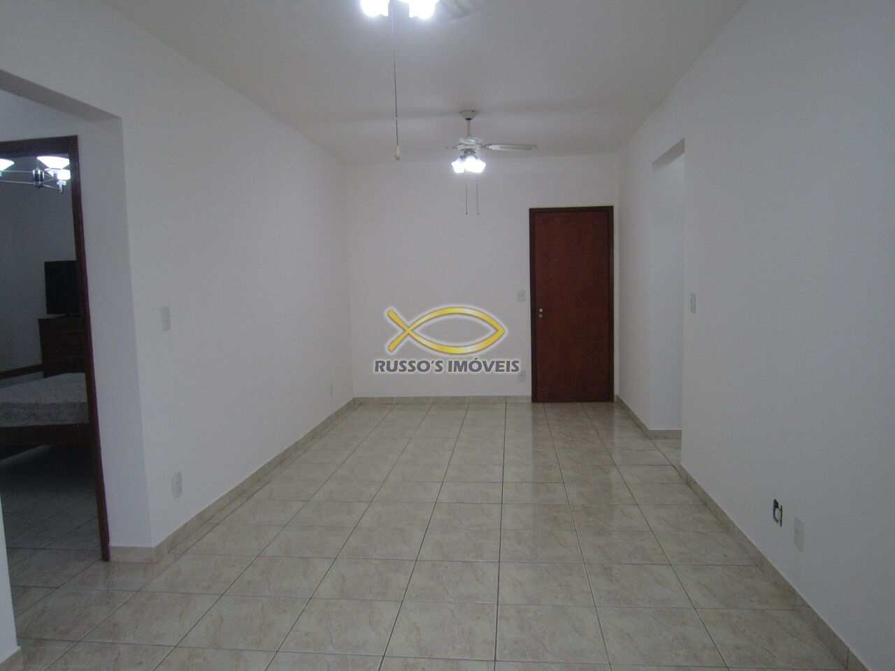 Apartamento à venda com 2 quartos, 96m² - Foto 2