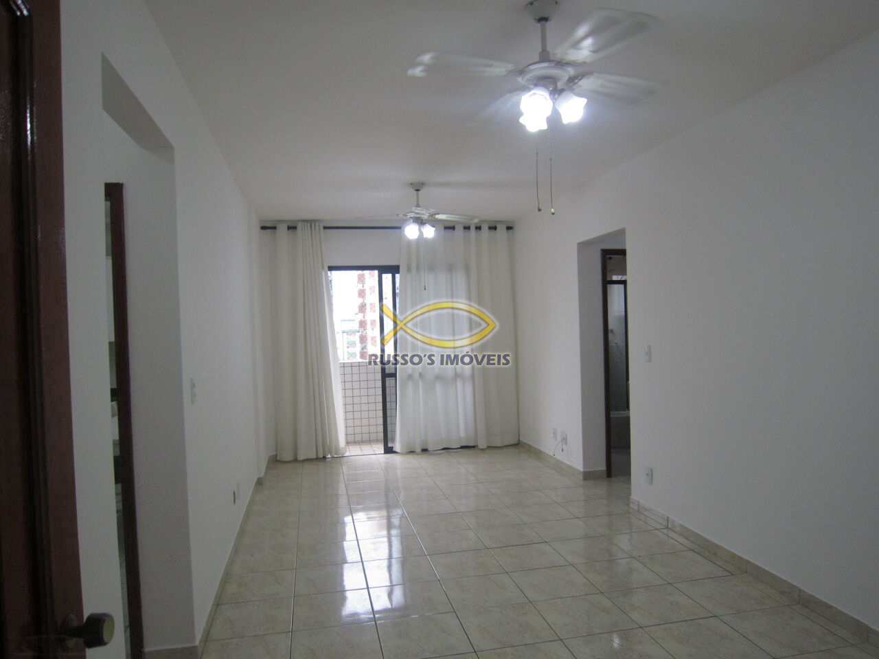 Apartamento à venda com 2 quartos, 96m² - Foto 1