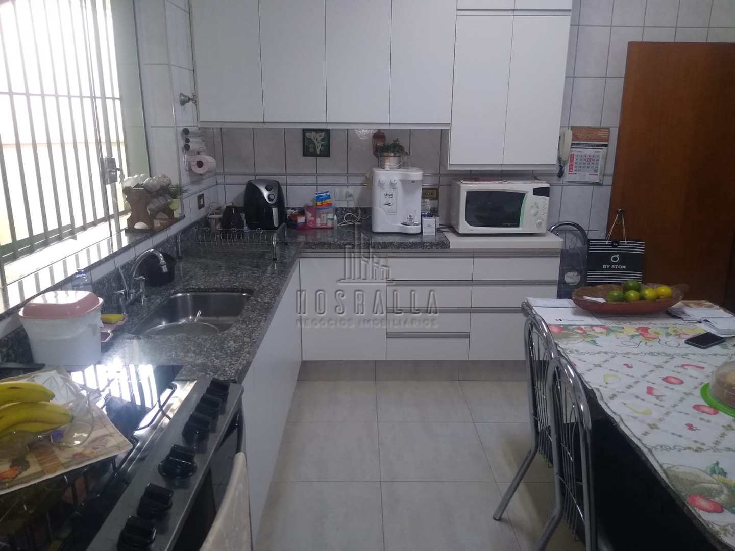 Casa à venda com 3 quartos, 366m² - Foto 12