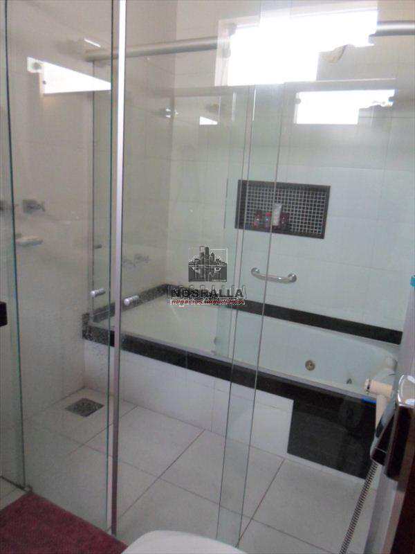 Sobrado à venda com 4 quartos, 348m² - Foto 23