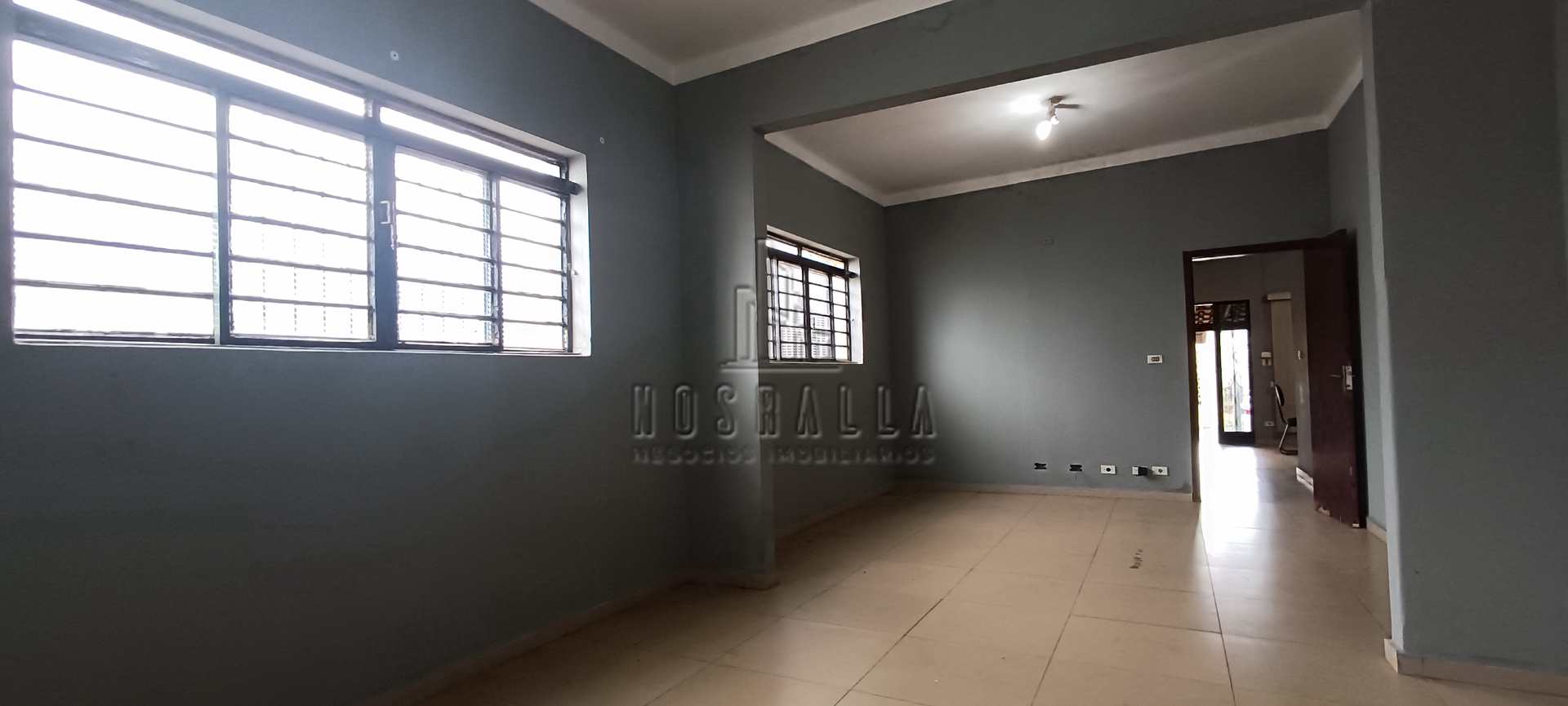 Casa para alugar com 3 quartos, 234m² - Foto 4