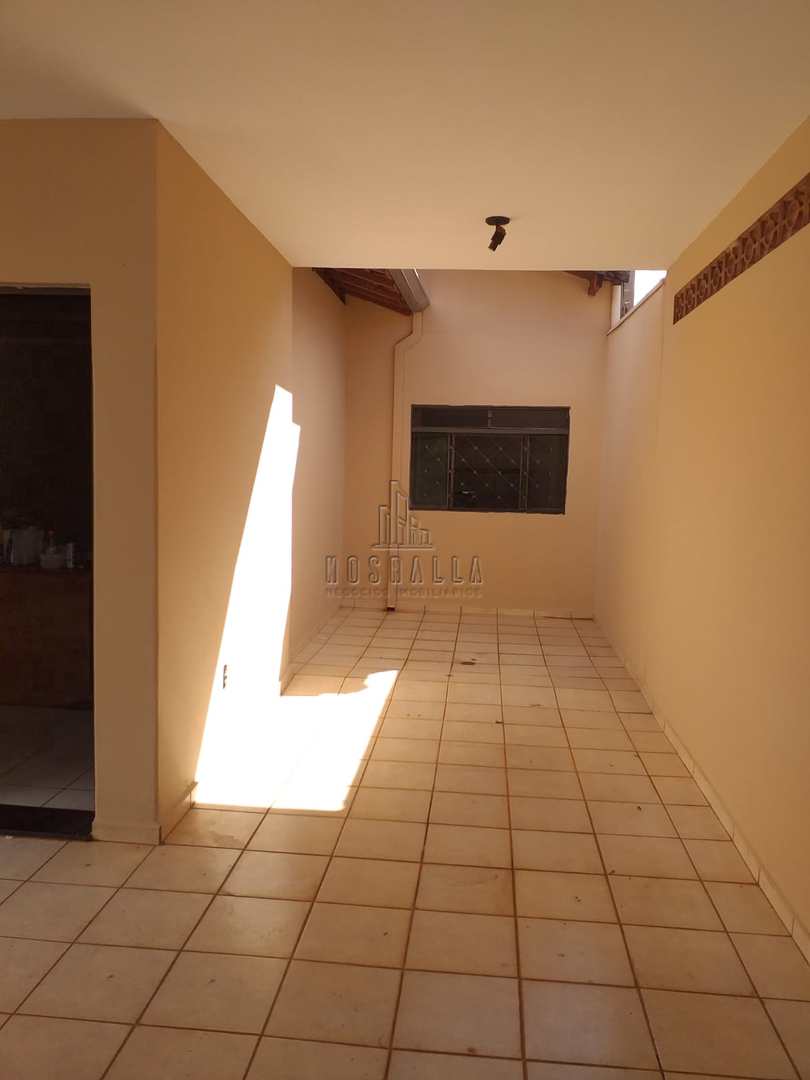 Casa à venda com 2 quartos, 186m² - Foto 3