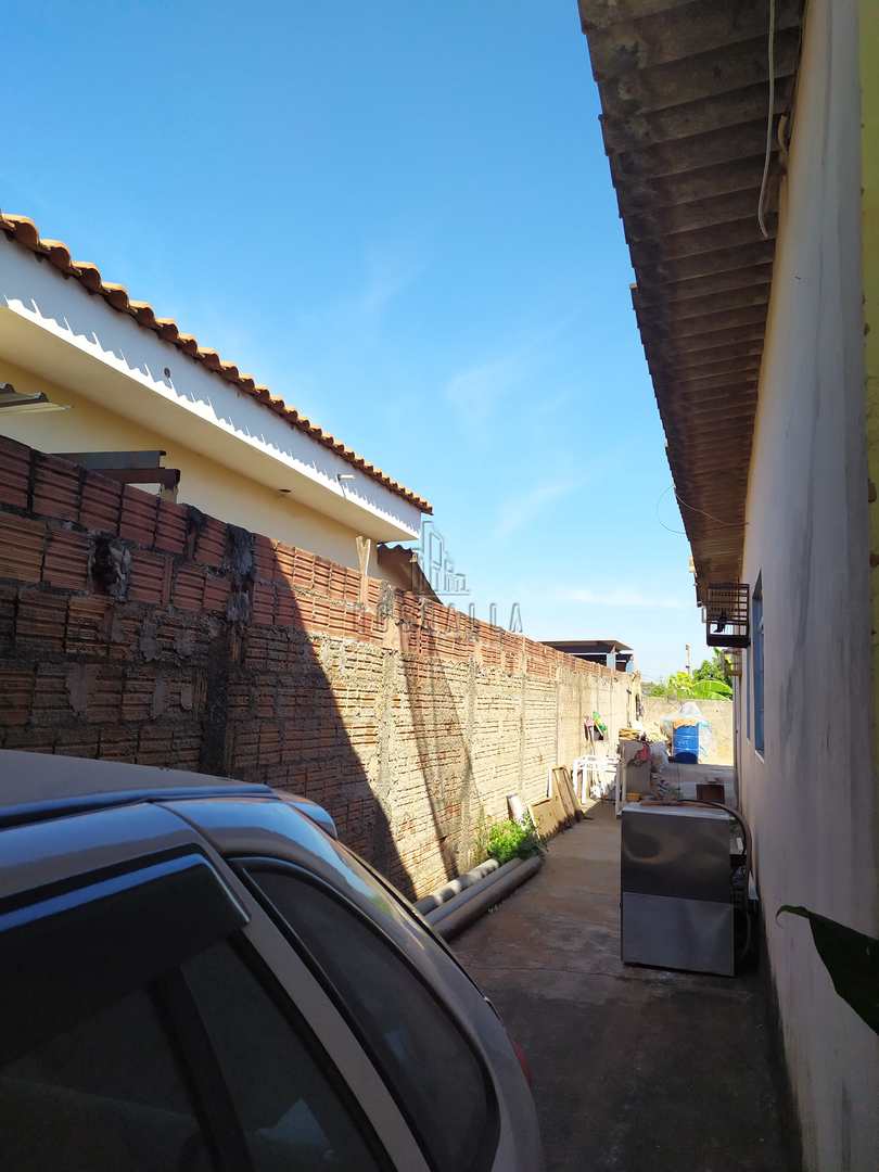 Casa à venda com 4 quartos, 158m² - Foto 17