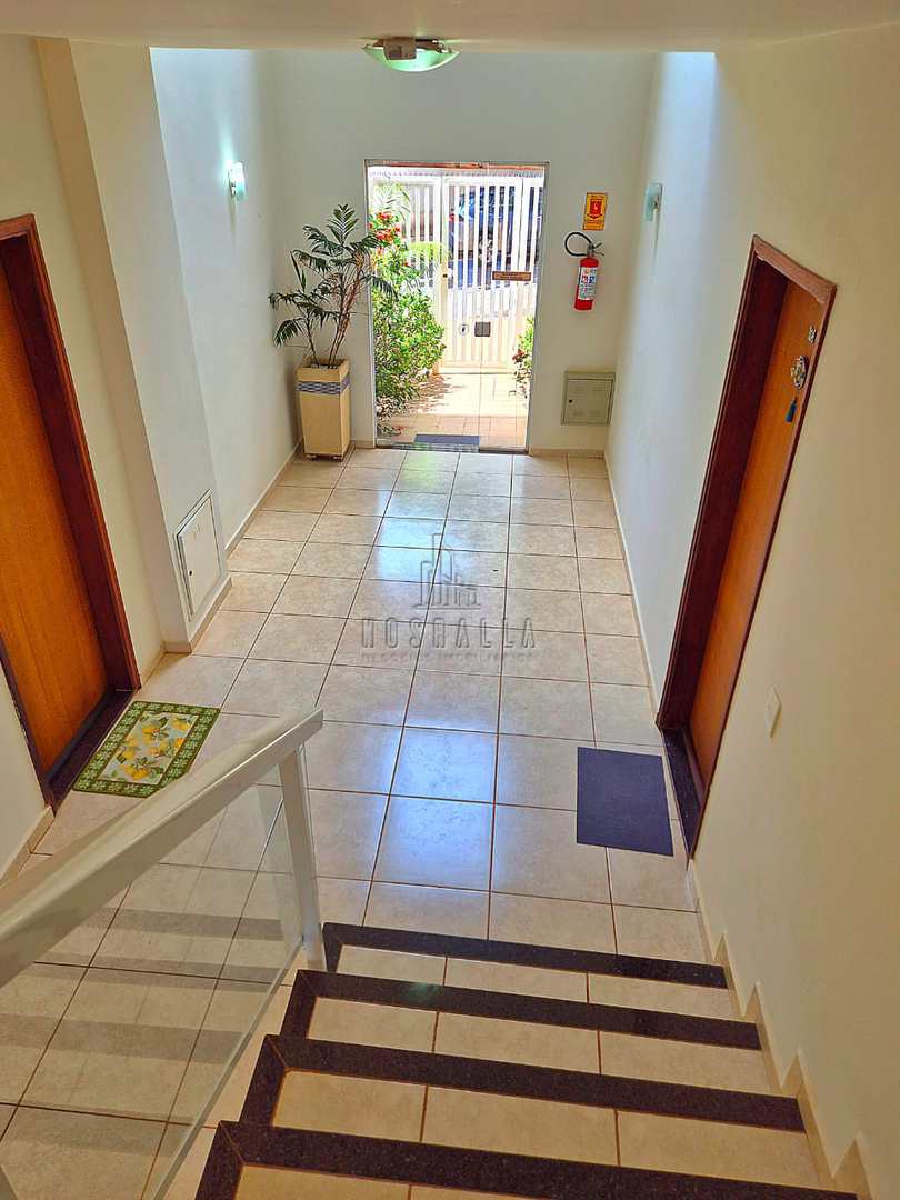 Apartamento à venda com 2 quartos, 70m² - Foto 13