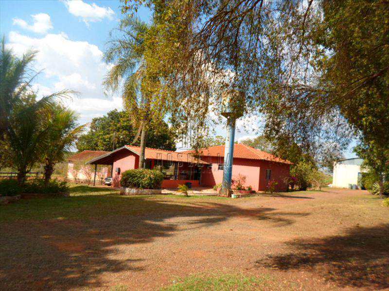 Fazenda à venda com 3 quartos, 18m² - Foto 1