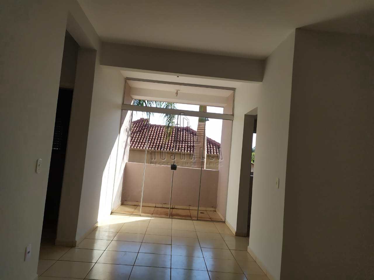 Apartamento à venda com 2 quartos, 84m² - Foto 4