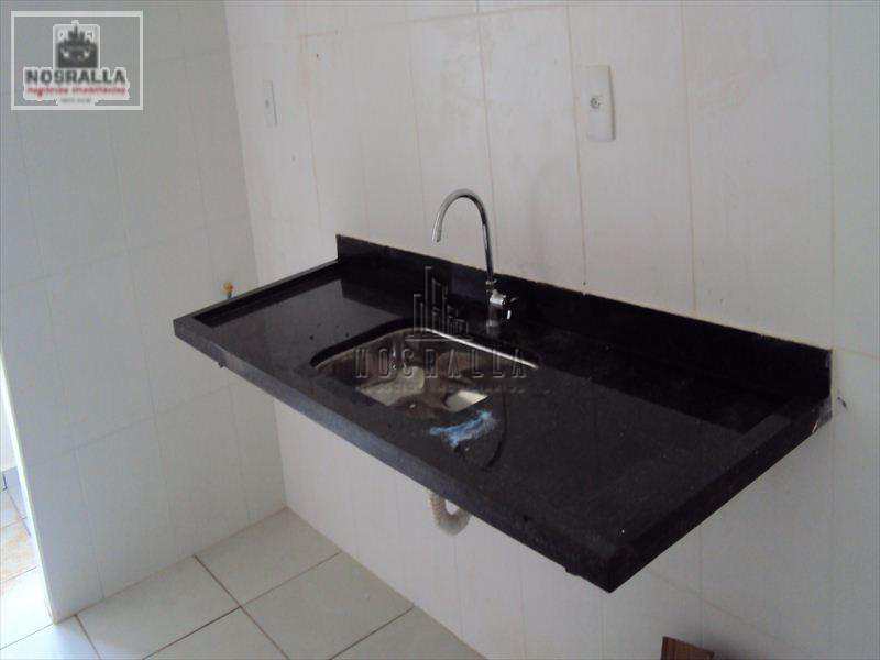 Apartamento à venda com 2 quartos, 74m² - Foto 12