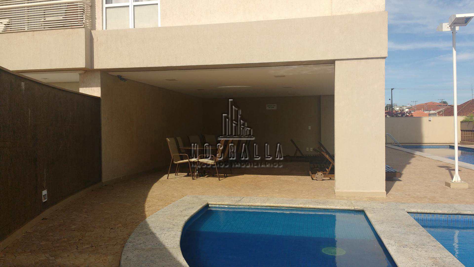 Apartamento à venda com 2 quartos, 80m² - Foto 2