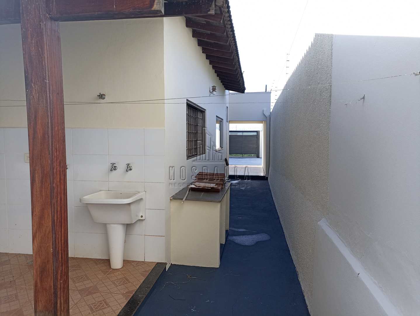 Casa à venda com 3 quartos, 138m² - Foto 11