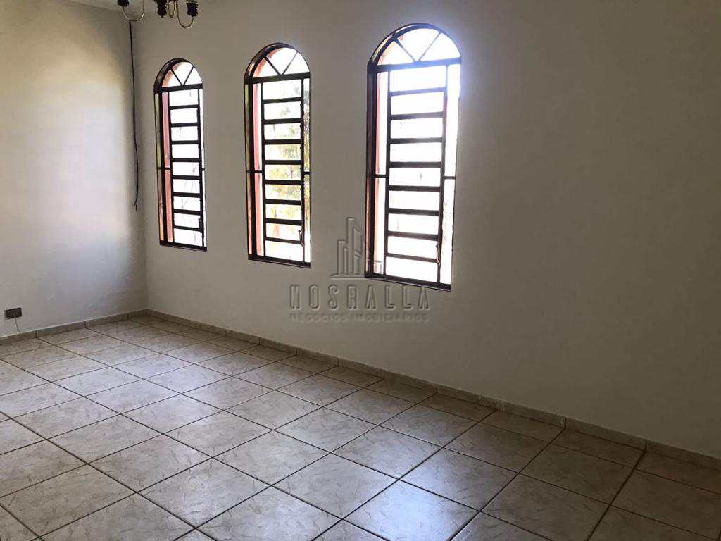 Casa à venda com 3 quartos, 242m² - Foto 5