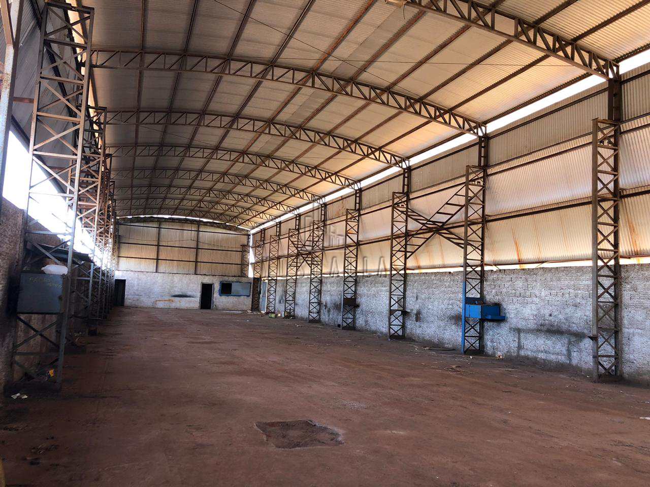 Depósito-Galpão-Armazém à venda e aluguel, 850m² - Foto 4